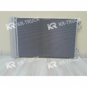 Радиатор кондиционера SINOTRUK HOWO A7 WG1664820116